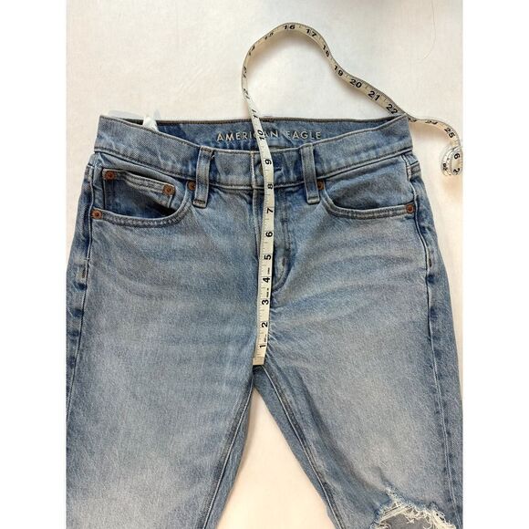 American Eagle Jeans 90s Skinny Distressed Light Wash - Size 0 - Picture 8 of 10